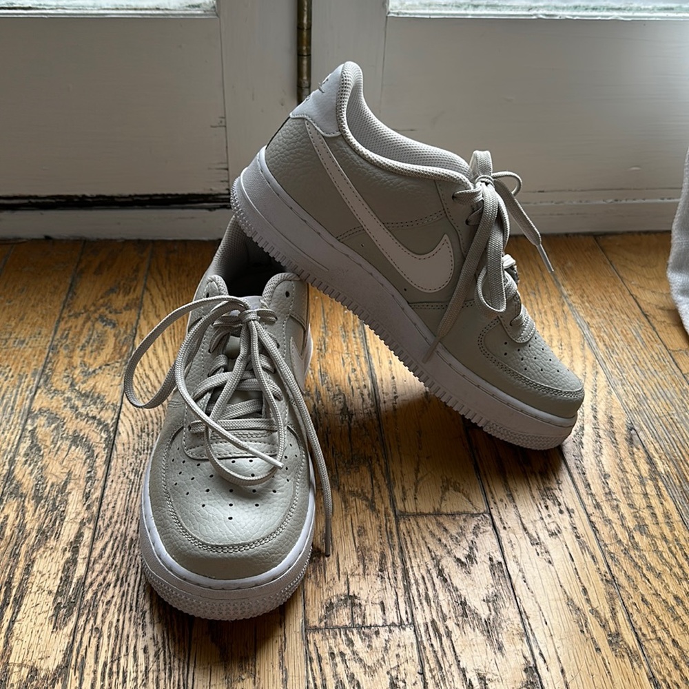 Nike Air Force 1’s mint green